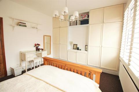 20 Smithies Road, London, SE2 0TG