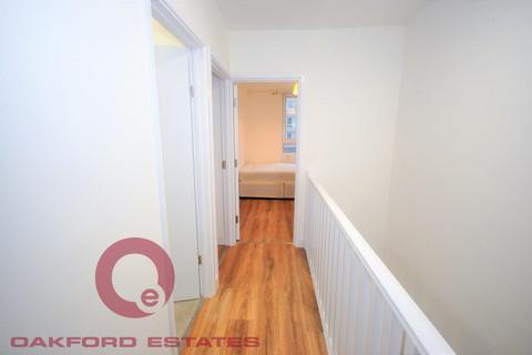 4 bedroom flat to rent, Munster Square, Euston, London NW1