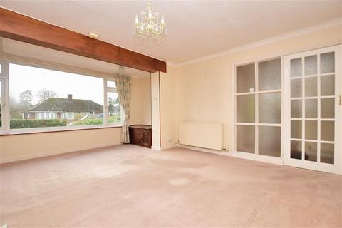23 Dewlands, Godstone, RH9 8BS