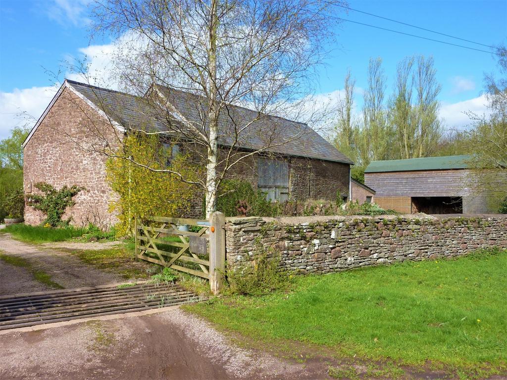 Cefn Coed Farm, Kingcoed, NP15 3 bed house for sale £985,000
