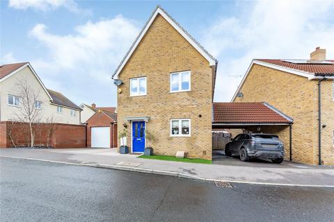 1 Arnwil Drive, Romford, RM3 7GL