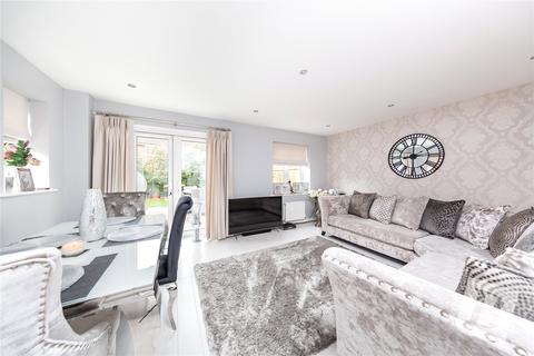 1 Arnwil Drive, Romford, RM3 7GL