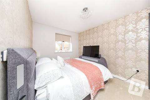 1 Arnwil Drive, Romford, RM3 7GL
