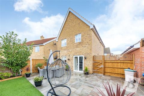 1 Arnwil Drive, Romford, RM3 7GL