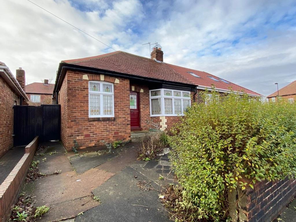 Tudor Avenue, ., North Shields, Tyne... 2 bed bungalow £140,000