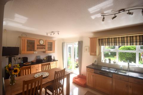 6 Abbots Row, Lytham St Annes, FY8 4FW
