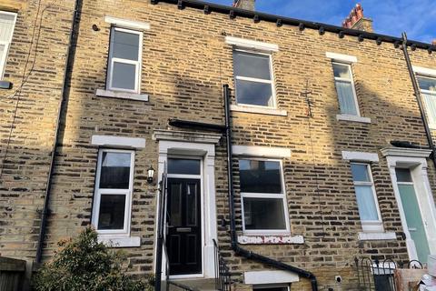 2 bedroom terraced house to rent, Moorlands Place, Savile Park, Halifax, HX1