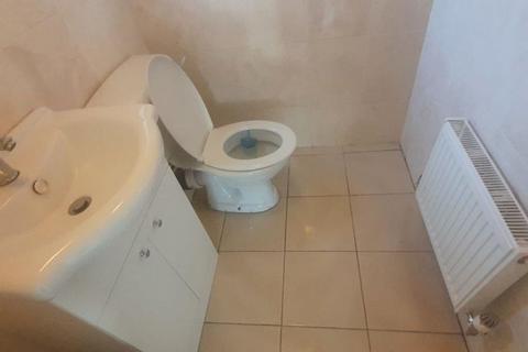 172 Westend Street, Oldham, OL9 6DW