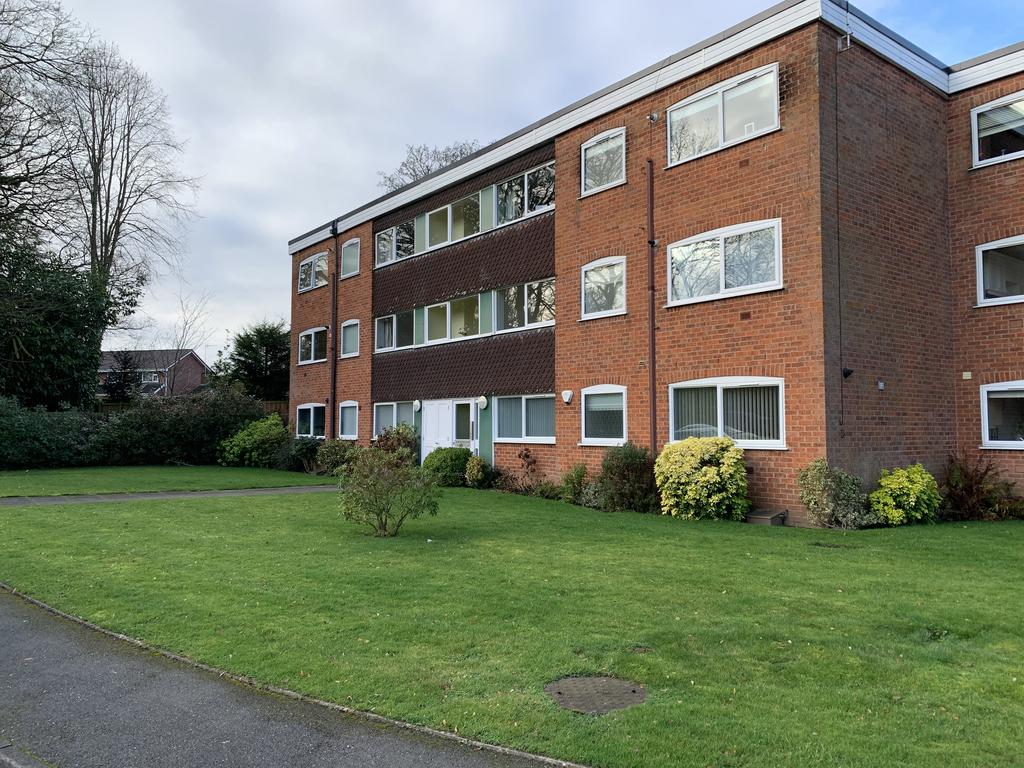 Solihull B91 2 bed apartment £850 pcm (£196 pw)