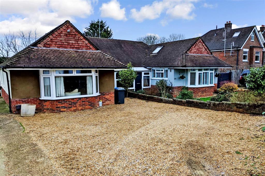 Dunstall Avenue, Burgess Hill, West Sussex 2 bed semidetached bungalow