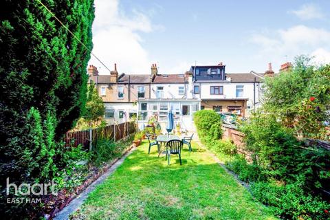 92 Leigh Road, London, E6 2AS