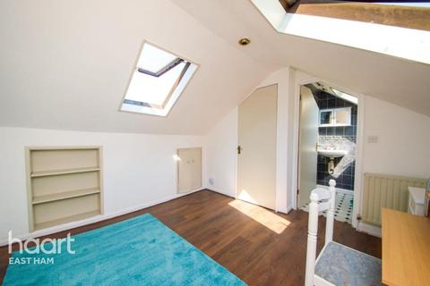92 Leigh Road, London, E6 2AS