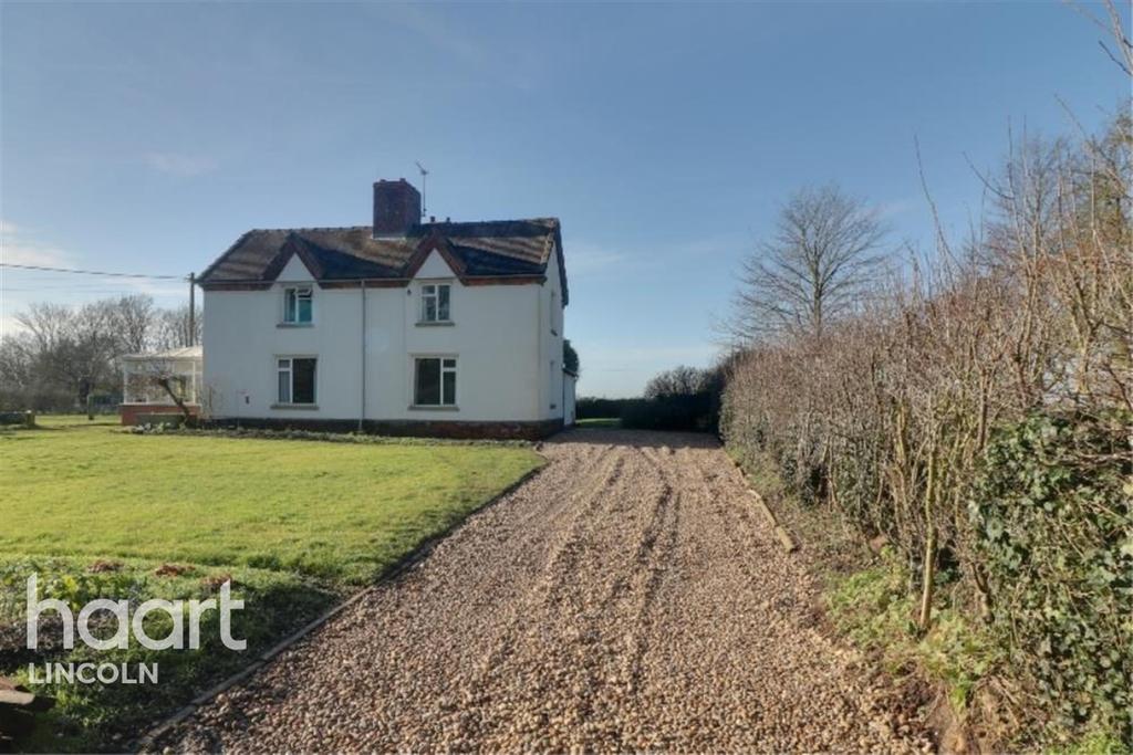 Grange Farm, Broxholme 3 bed semidetached house £675 pcm (£156 pw)