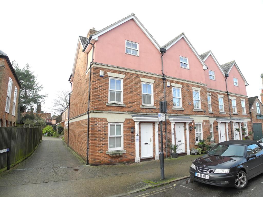Broad Street, Bungay 4 bed townhouse £290,000