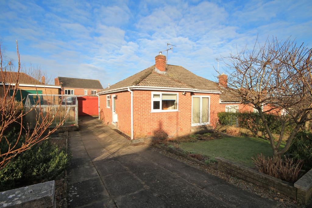 Bachelor Road, Harrogate, North Yorkshire 2 bed bungalow £200,000