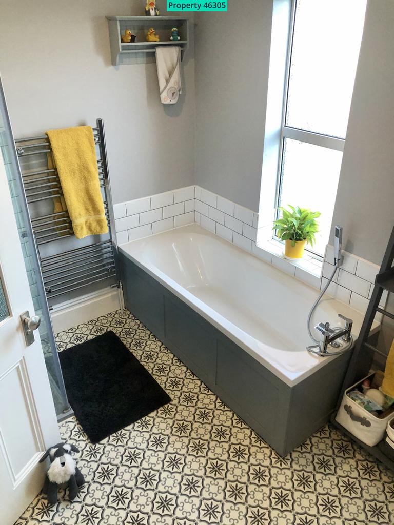 Family bathroom