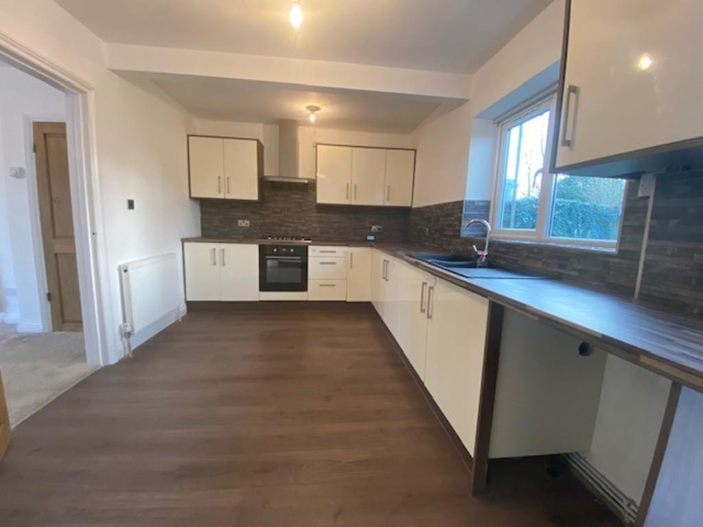Mapleton Road, Hall Green 3 bed terraced house £825 pcm (£190 pw)