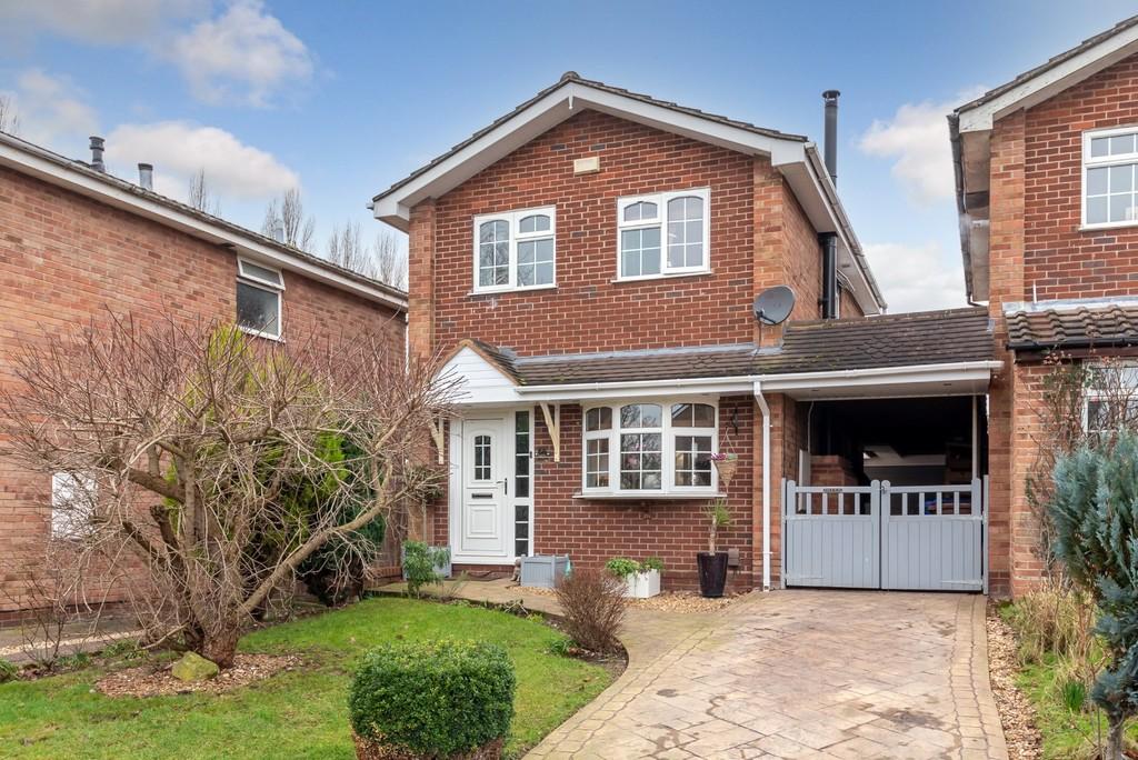 Albany Drive, Rugeley 3 bed link detached house £249,950