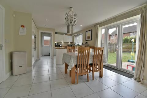 3 Sutton Crescent, Barton Under Needwood, Burton-on-trent, DE13 8FE