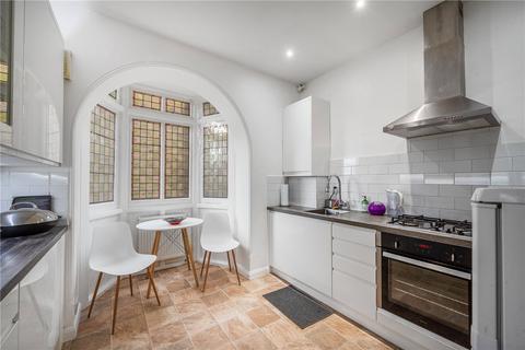 Flat 3, 7 Tring Avenue, London, W5 3QA
