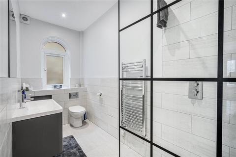 Flat 3, 7 Tring Avenue, London, W5 3QA