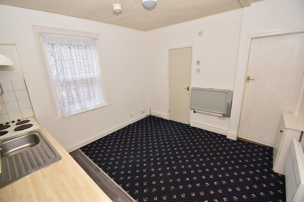 Grasmere Road, Blackpool, FY1 1 bed apartment £368 pcm (£85 pw)