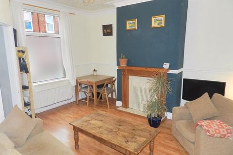 25 Aviary Mount, Armley, Leeds, LS12 2NX