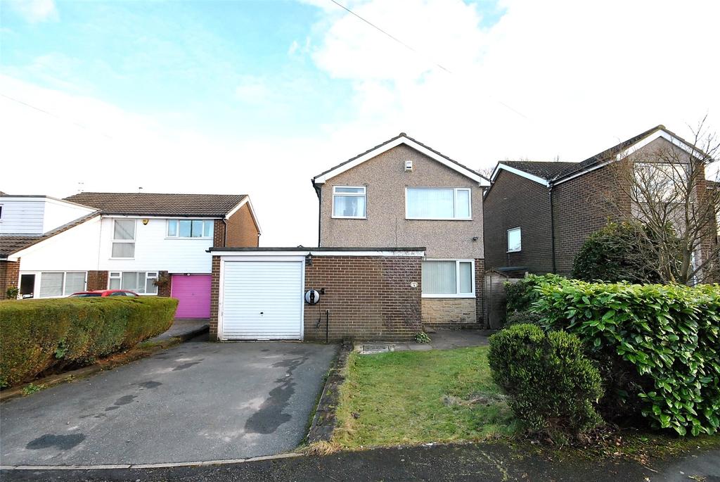 Holt Park Drive, Holt Park, Leeds 3 bed detached house £300,000