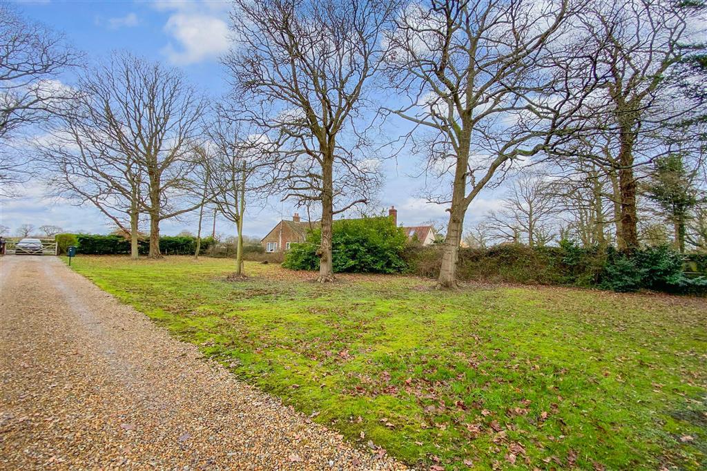 Hamstreet Road, Shadoxhurst, Ashford, Kent Land £110,000