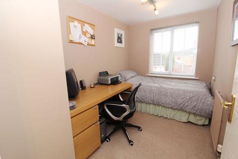 5 Lingmoor Grove, Aldridge, Walsall, WS9 8BY