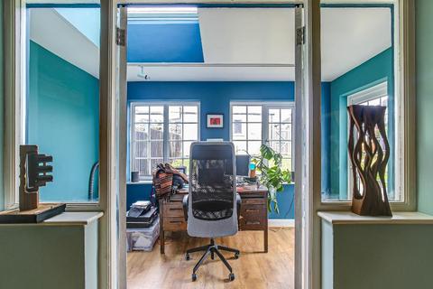 8 Elm Close, South Croydon, CR2 7AH