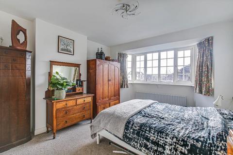8 Elm Close, South Croydon, CR2 7AH