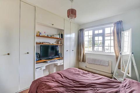 8 Elm Close, South Croydon, CR2 7AH