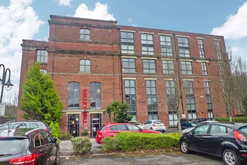 Valley Mill, Cottonfields, Eagley, Bolton 2 bed apartment £800 pcm (£