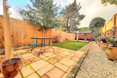 49 Tachbrook Road, Feltham, TW14 9PD
