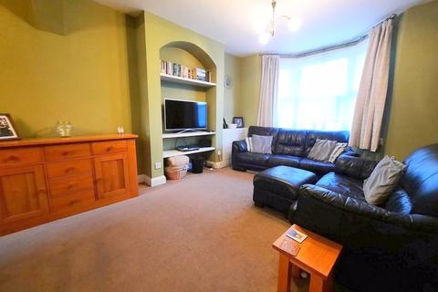 49 Tachbrook Road, Feltham, TW14 9PD