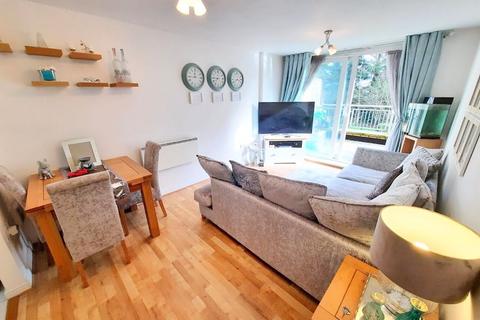 29 Wooldridge Close, Feltham, TW14 8BF