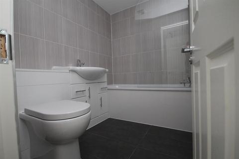 14a High Street, Carshalton, SM5 3AG
