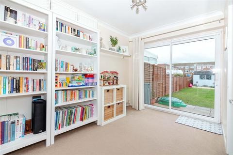 22 Coleridge Crescent, Goring By Sea, Worthing, BN12 6LT