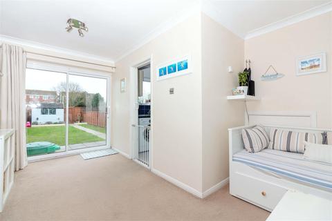22 Coleridge Crescent, Goring By Sea, Worthing, BN12 6LT