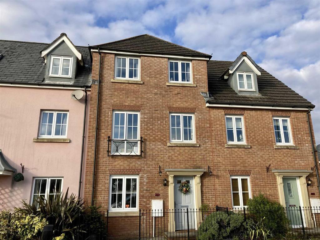 Herbert Thomas Way, Parc Brynheulog Birchgrove, Swansea 4 bed townhouse