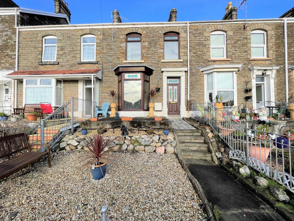 Roseland Terrace, St Thomas, Swansea 3 bed terraced house £170,000