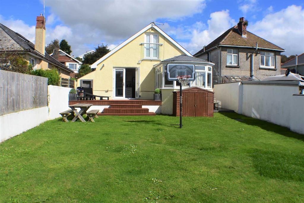 Cleveland Avenue, Limeslade, Swansea 4 bed detached bungalow £395,000