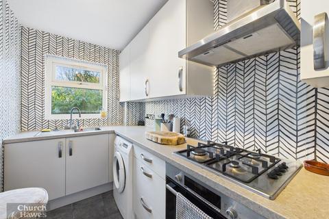 1 bedroom house to rent, Lawling Avenue, Heybridge