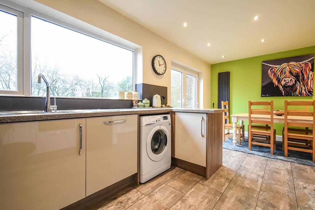 Columbia Way, Blackburn 4 bed detached house £240,000