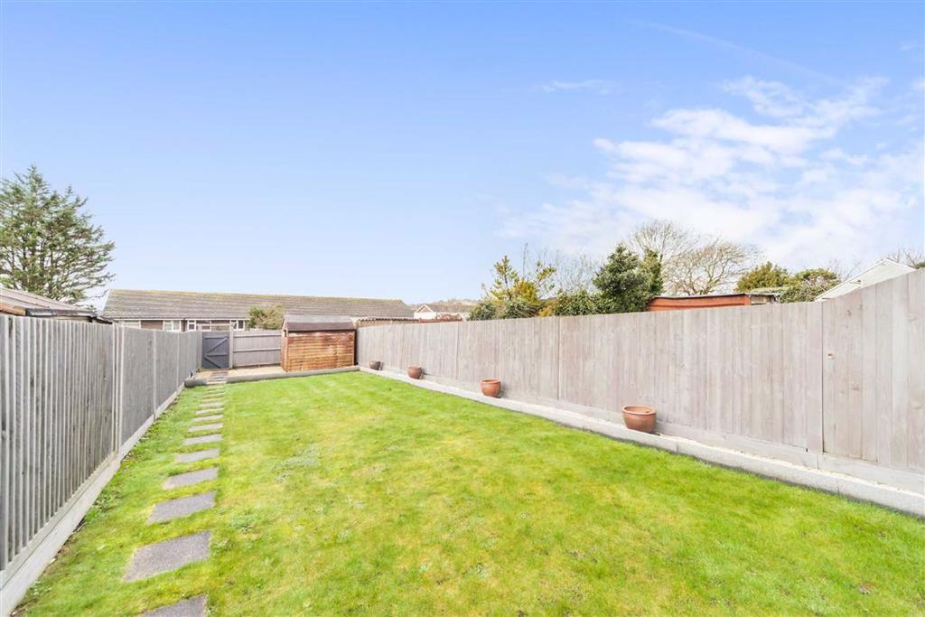 Locks Hill, Portslade, East Sussex 3 bed terraced house £399,950
