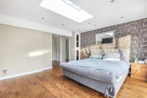 9a Northfield Crescent, Cheam, Sutton, SM3 9SU