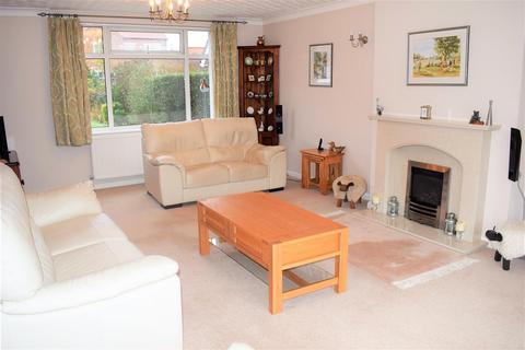 15 East End, Kirmington, Ulceby, DN39 6YS