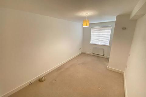 24 Louisa Oakes Close, London, E4 8AS
