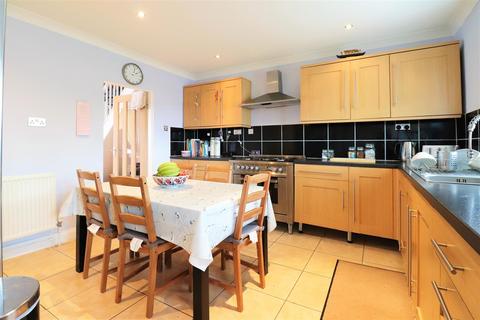 33 Cedar Road, Dartford, DA1 2SF
